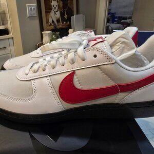 Nike Field General 82 SP White Varsity Red FQ8762 100 Mens Size 10 Shoes Sneaker